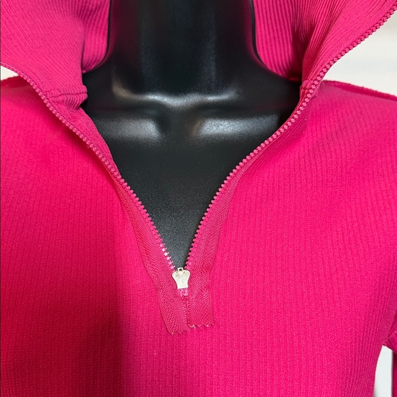 Top - Picture 9 of 10